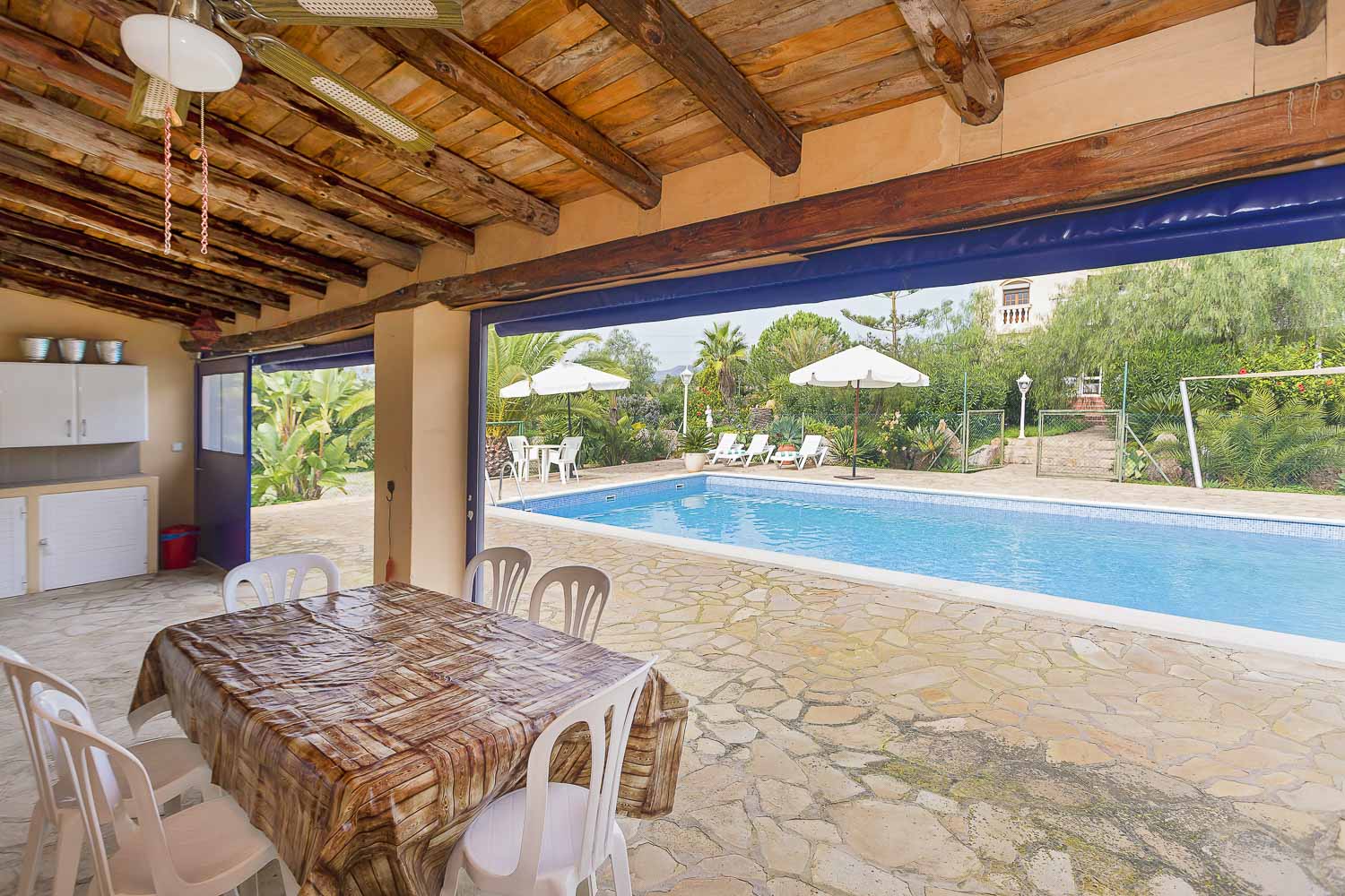 Terrace with pool view in a rental house in Ibiza